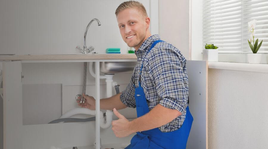 Professional expert plumbing services in Girard, KS